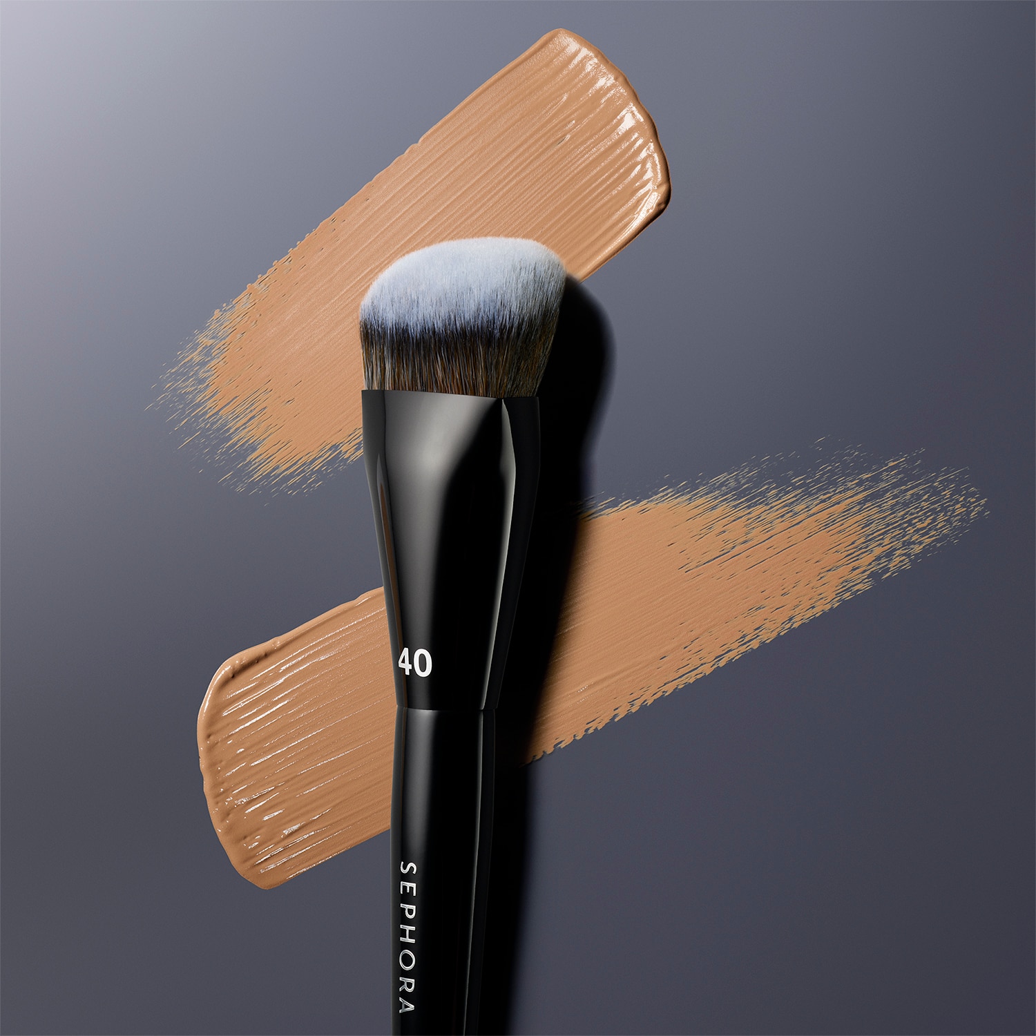 THE NEW PRO BRUSH FOUNDATION 40 (BROCHA PARA BASE)